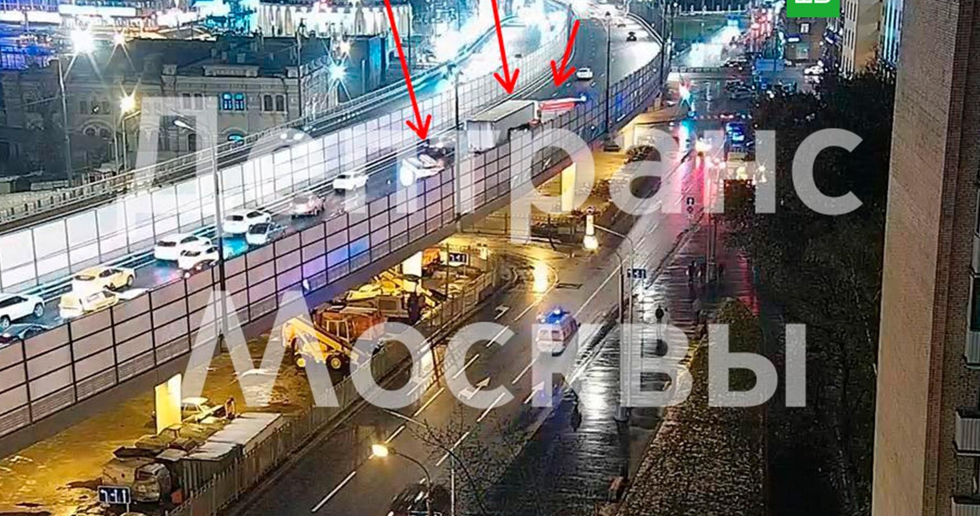 Автомобиль сбил группу рабочих на Третьем транспортном кольце