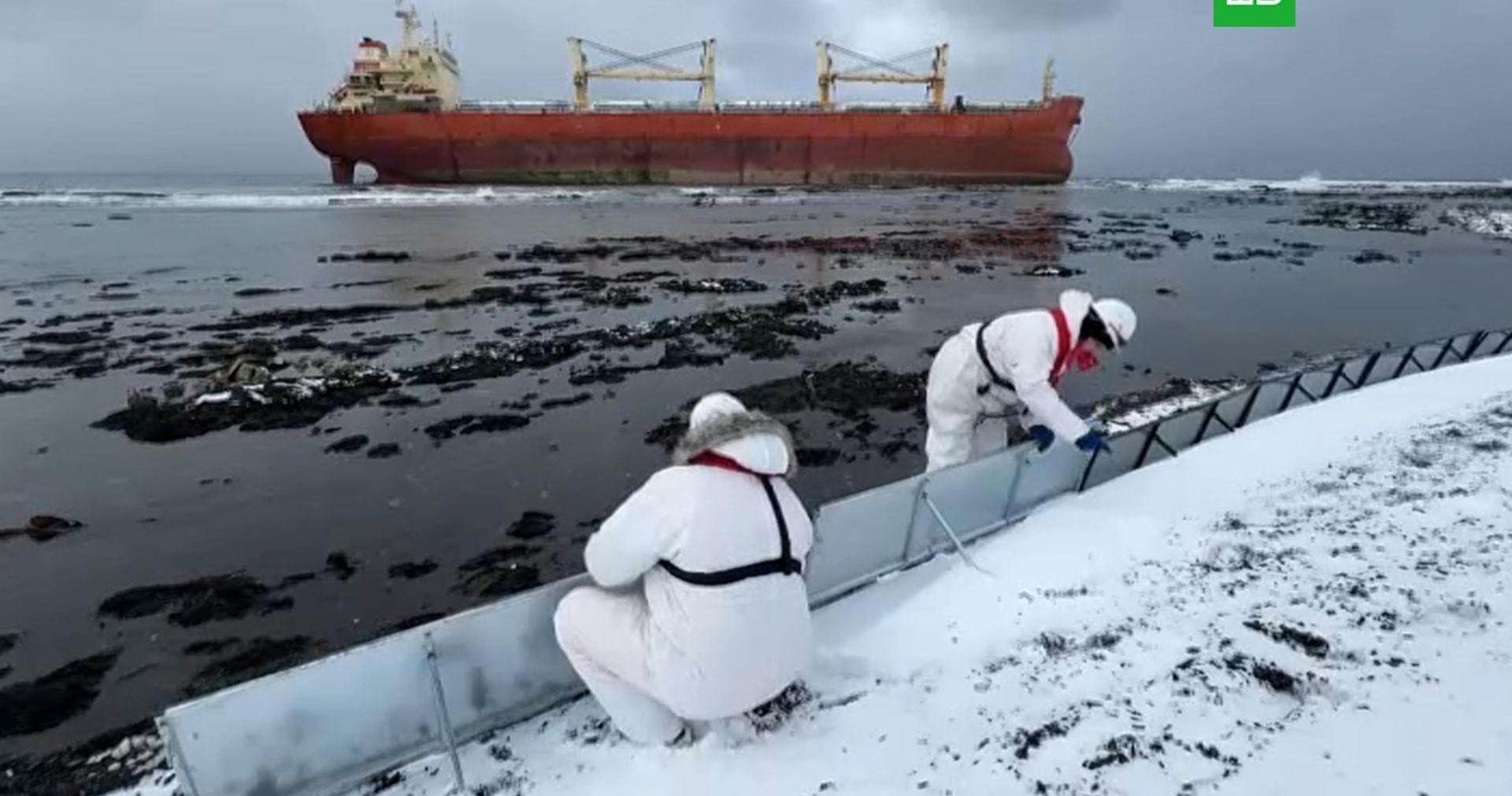 Ликвидация нефтяного разлива на севере Сахалина займет пять дней